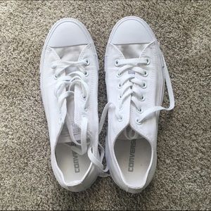 Brand new all white low top converse!!!