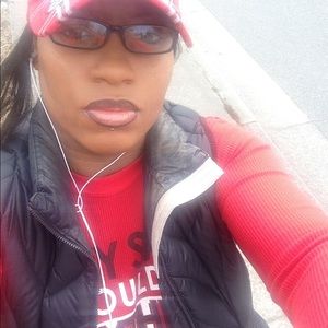 Meet your Posher, Mechelle