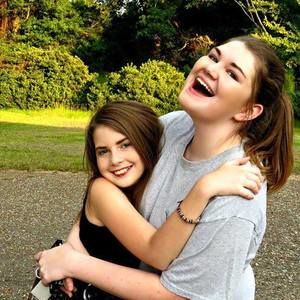 Meet your Posher, Hailey