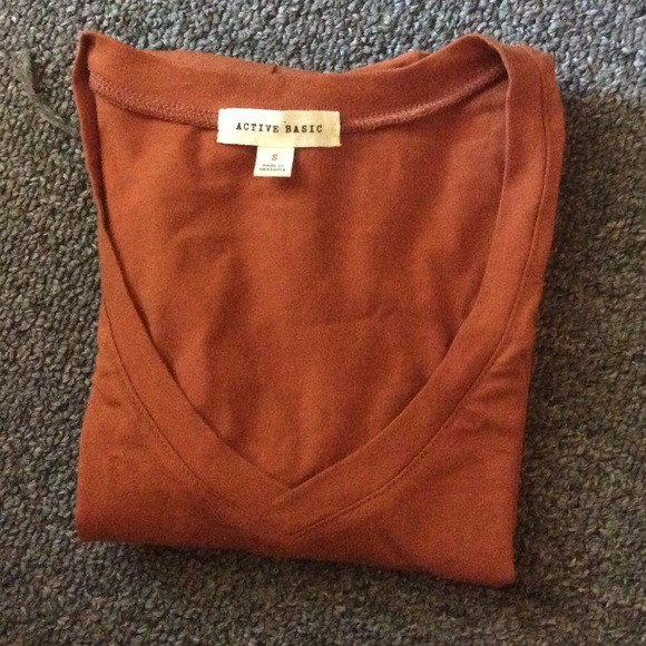 V-Neck Tshirt