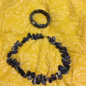 Necklace and bracelet set