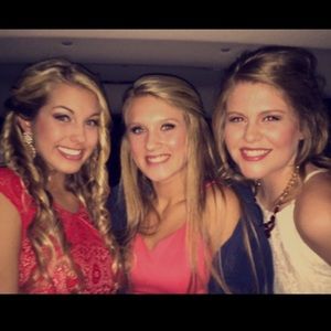 Meet your Posher, Julie