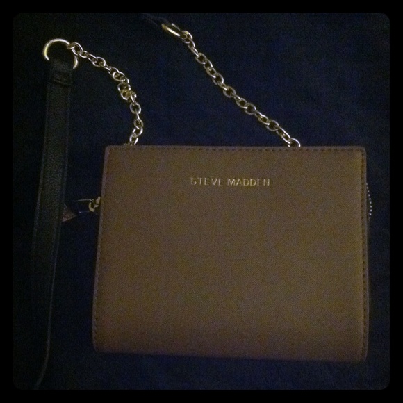 Steve Madden cross shoulder purse