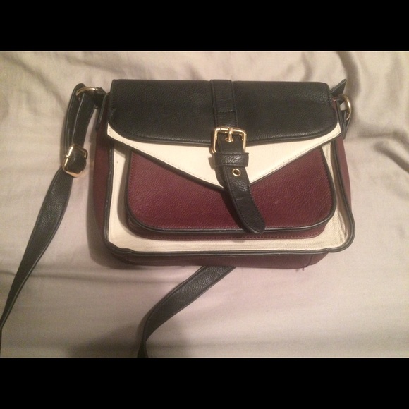 GUC satchel purse