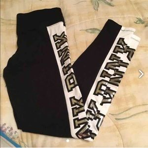 ‼️SOLD‼️VS PINK LEGGINGS