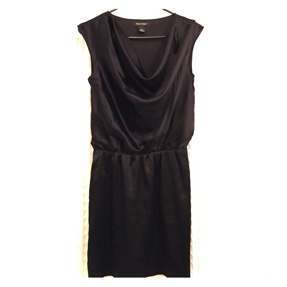 White House Black Market LBD: XS ❤️