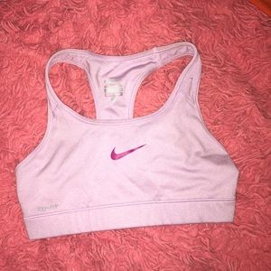 Nike pro sports bra