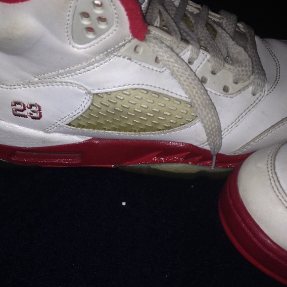 Jordan 5s - Picture 4 of 4
