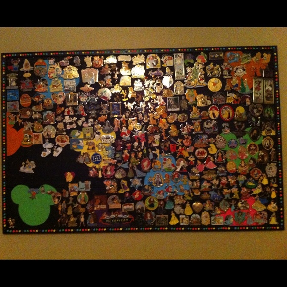 😎READ DESCRIPTION FOR DISNEY PIN INFORMATION😎 - Picture 2 of 4