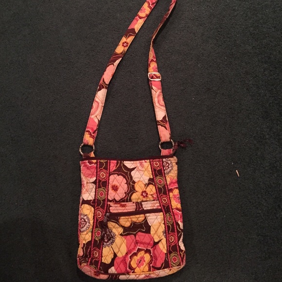 Vera Bradley cross body purse. Buttercup pattern