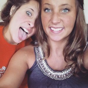 Meet your Posher, Jama