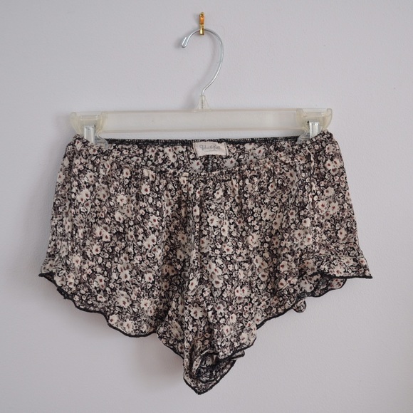 Brandy Melville Pants - TRADED