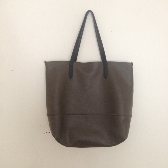 ⚡️Flash Sale⚡️ J. Crew Leather Downing Tote