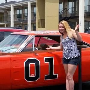 Meet your Posher, Kellie