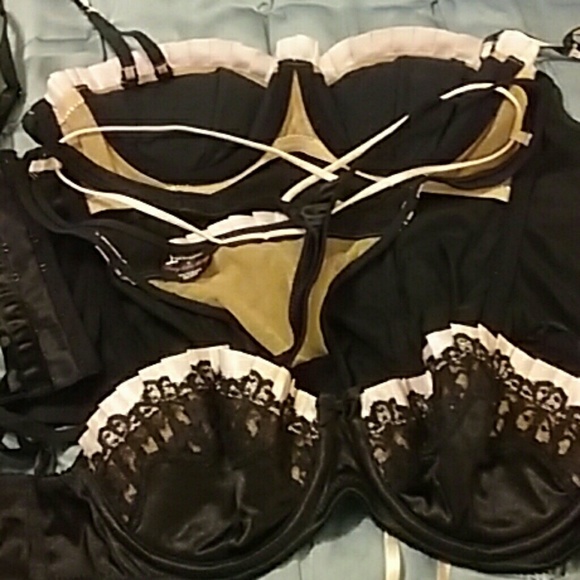 โ๐ฝ๐๐๐๐SOLD - Picture 3 of 4