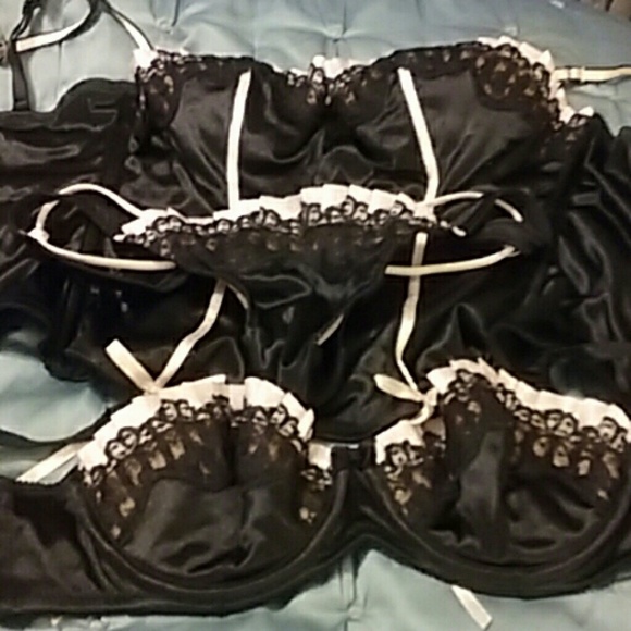 โ๐ฝ๐๐๐๐SOLD - Picture 4 of 4
