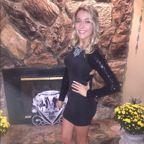 Black homecoming dress - Picture 2 of 3