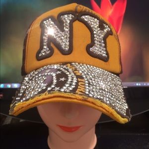 Bling Distressed Rhinestone Baseball Cap－NY