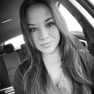 Meet your Posher, Caridad