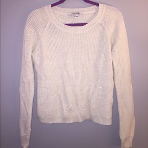 2 off white sweaters