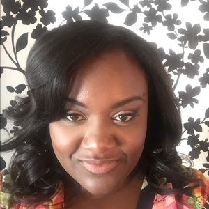 Meet your Posher, Daphne