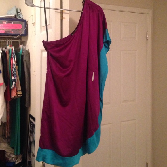 One shoulder dress