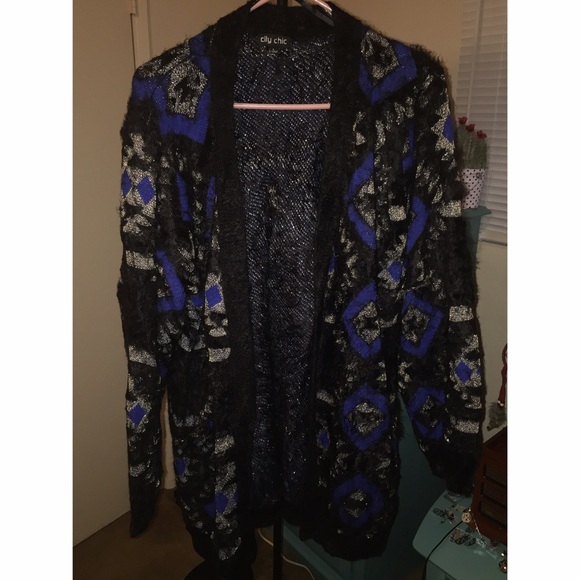 Oversized Tribal Print Furry Cardigan