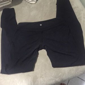 Lululemon low waisted groove pants size 8