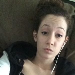 Meet your Posher, Cortney