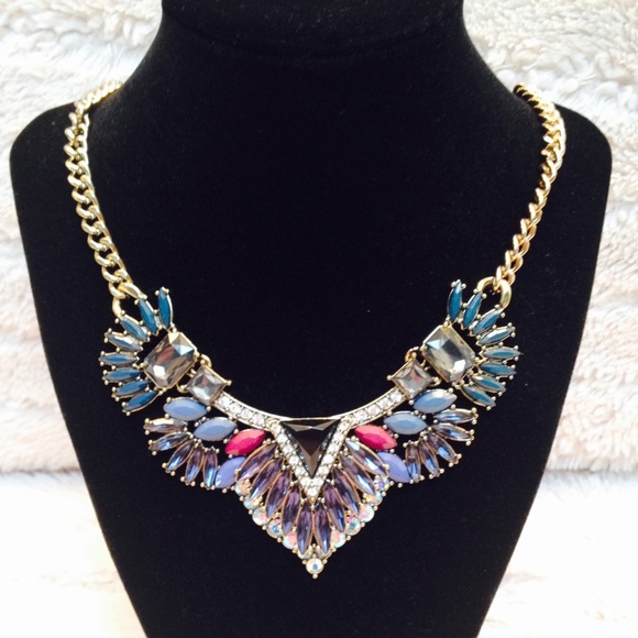 🎉Host Pick🎉 Unique Statement Necklace