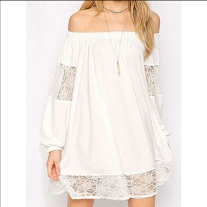 Long sleeve lace white dress!
