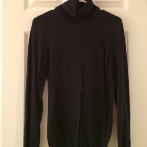 Gap turtleneck