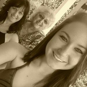 Meet your Posher, Lori