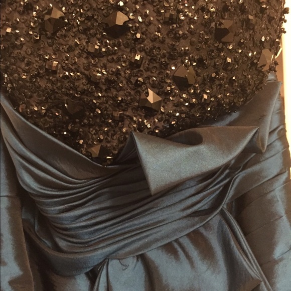 Plus size prom dress - Picture 3 of 4