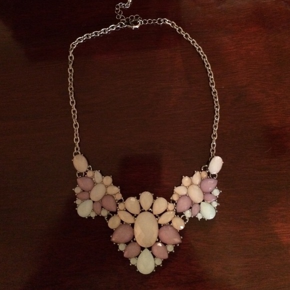 Jewelry - necklace