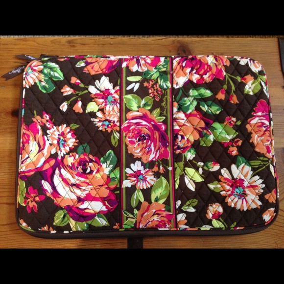 Vera Bradley Laptop Sleeve Retired: English Rose