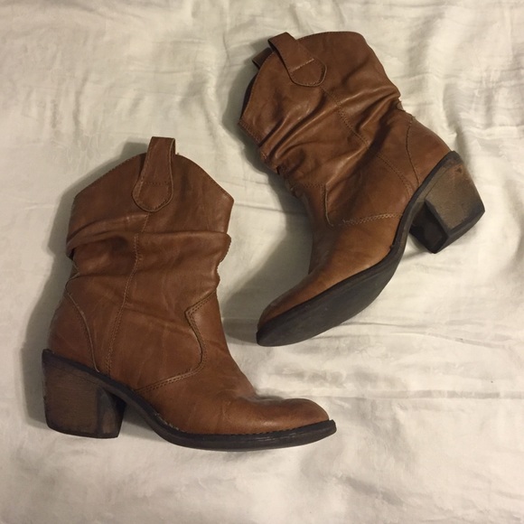 ✨Like New & REDUCED✨ xAppeal Brooks Boots in Tan