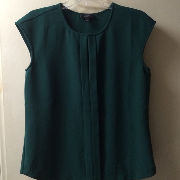 J Crew top size 8 beautiful green color