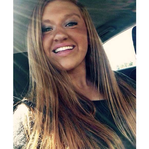 Meet your Posher, Victoria