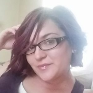 Meet your Posher, Briana