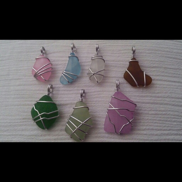 Ses Glass Pendants - Picture 2 of 2