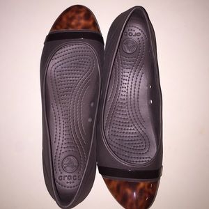 Gently worn Croc flats