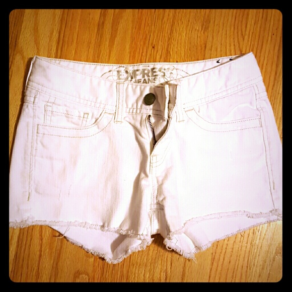 White jean shorts