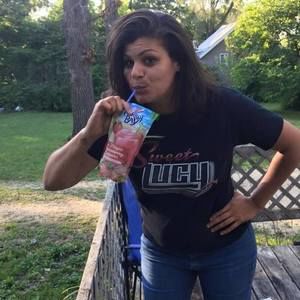 Meet your Posher, Renee