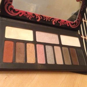 KAT VON D MONARCH PALETTE