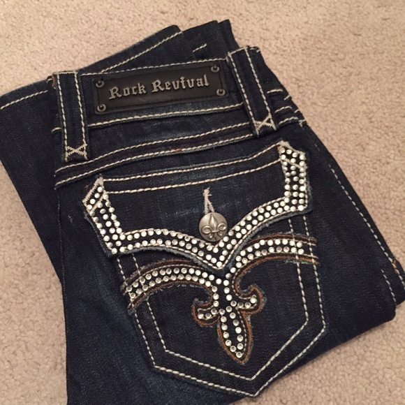 Rock Revival Debbie Straight 26 Buckle Jeans