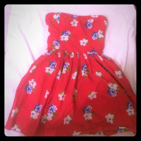 Dress - Picture 1 of 2