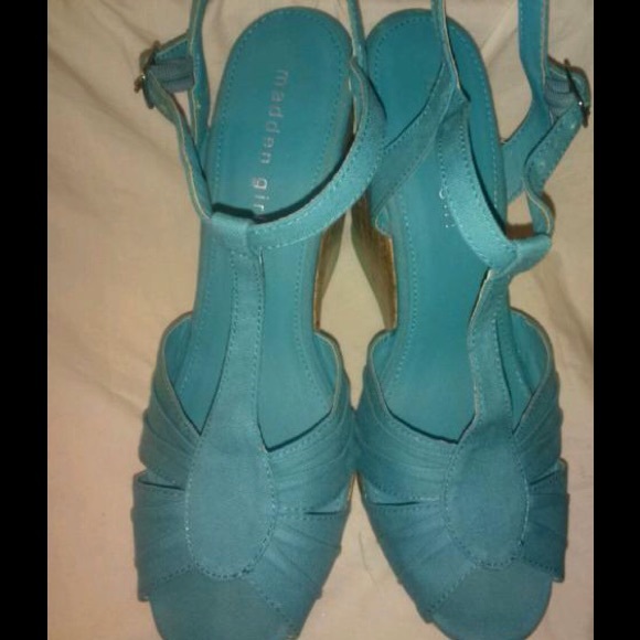 Madden Girl Turquoise Plan Sandals - Picture 3 of 4
