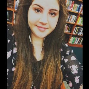 Meet your Posher, Victoria