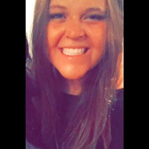 Meet your Posher, Vanessa